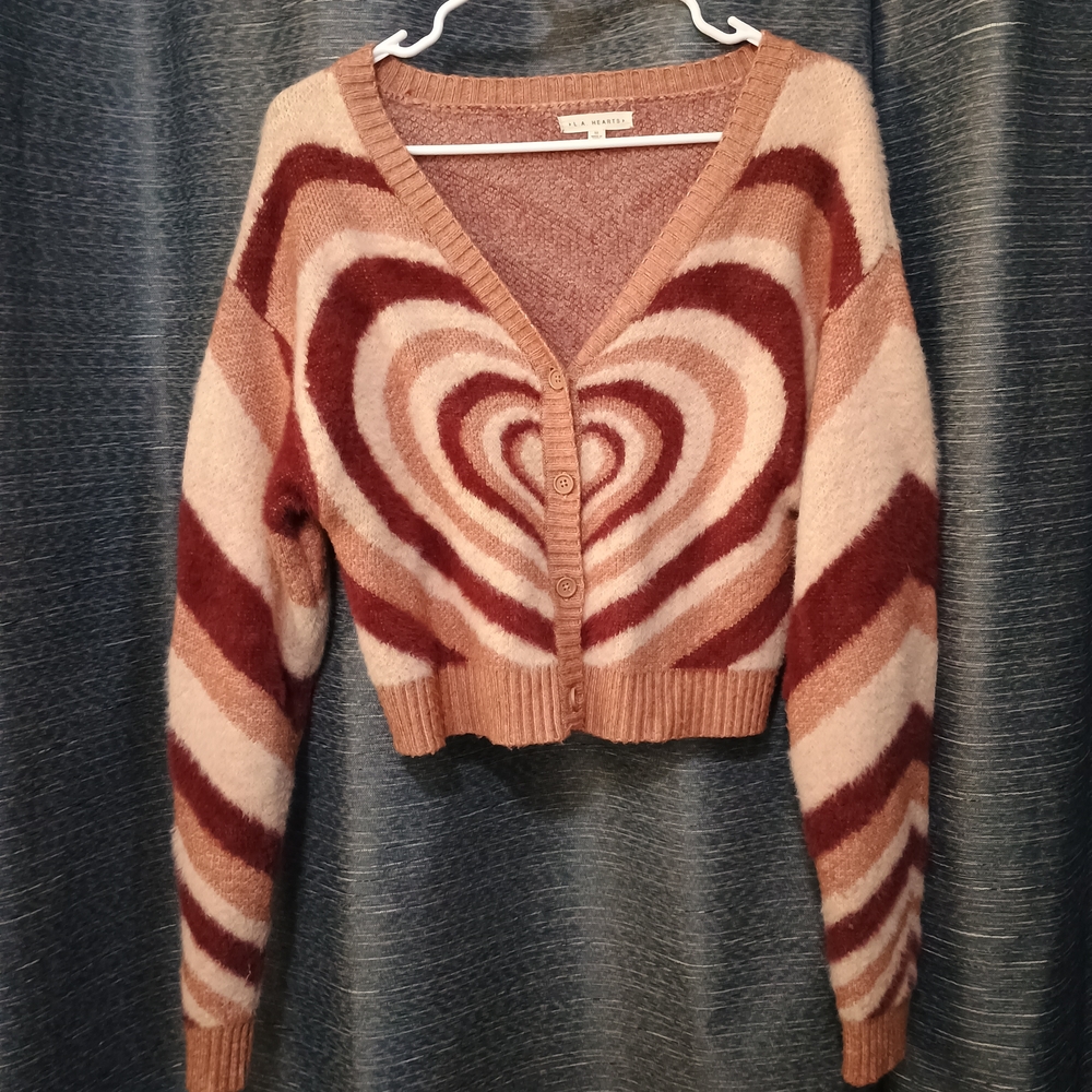 Stylish Heart Patterned Sweater - Pink Red and Cream